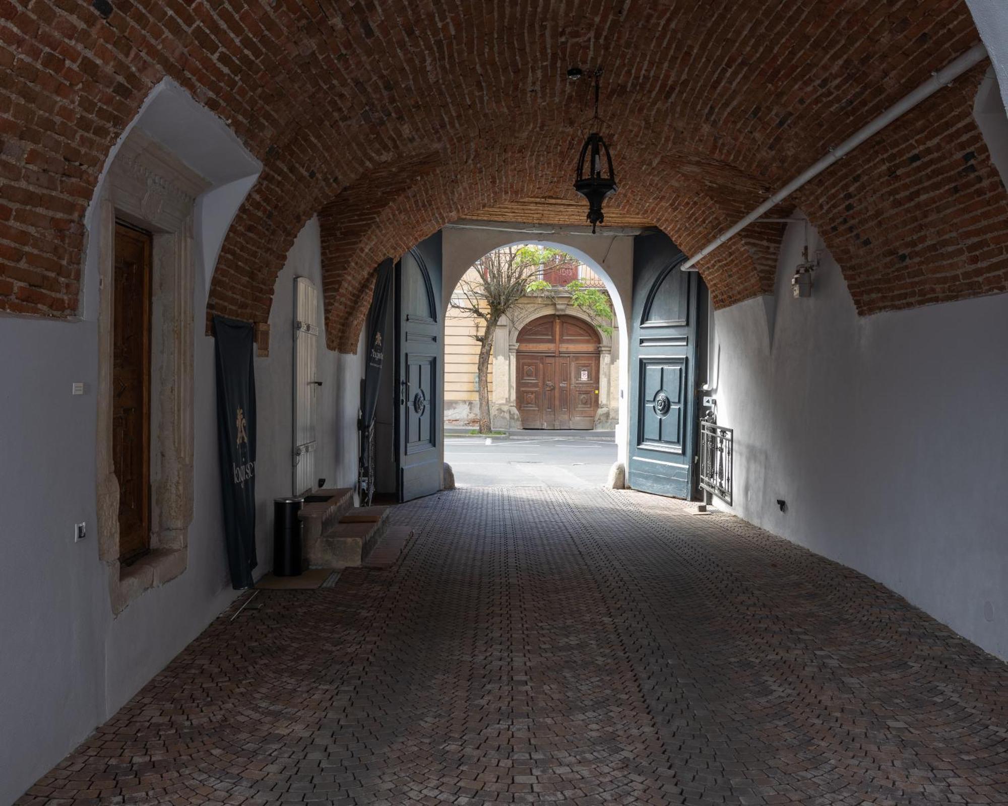 Magister Seven Bed & Breakfast Sibiu Dış mekan fotoğraf