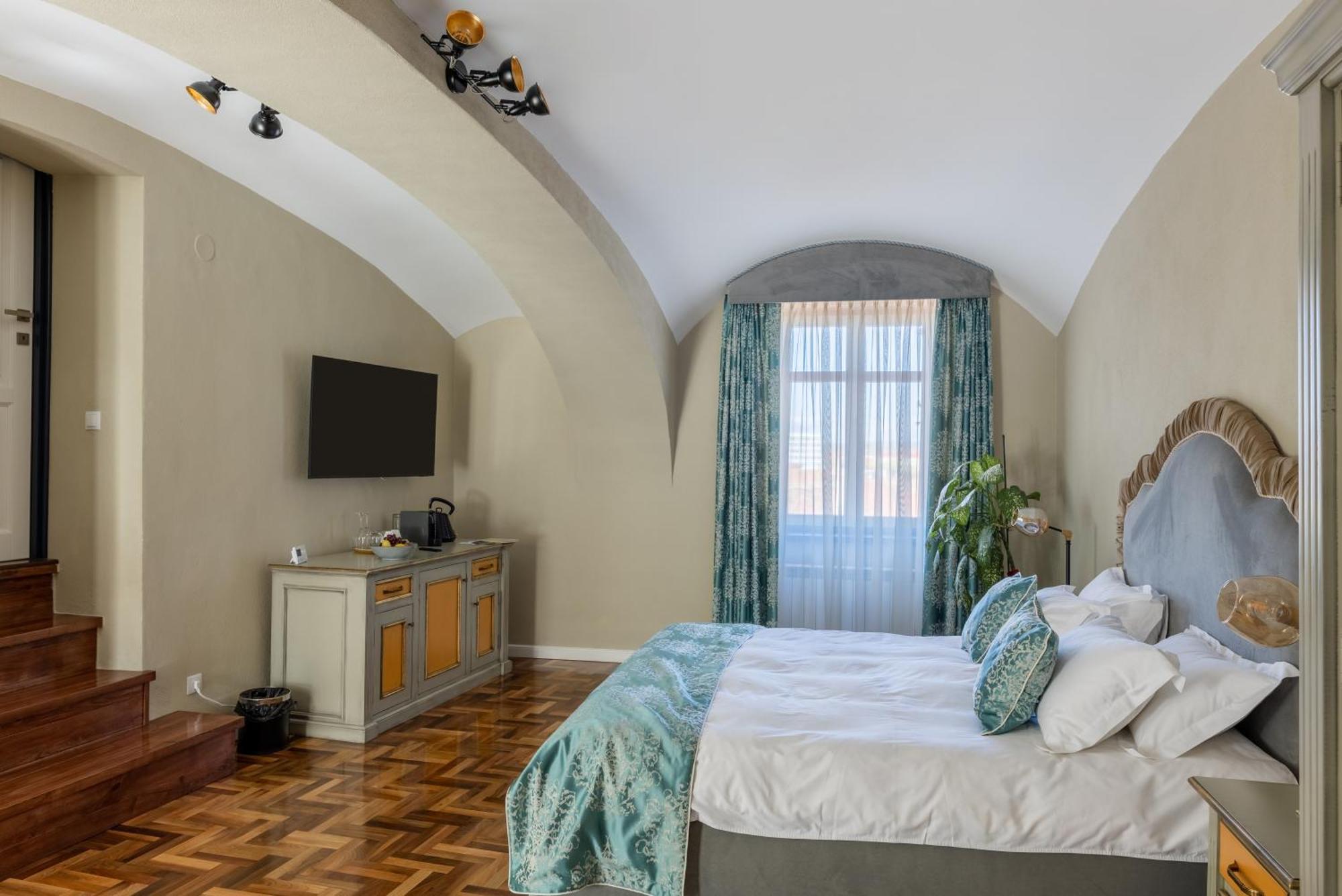 Magister Seven Bed & Breakfast Sibiu Dış mekan fotoğraf